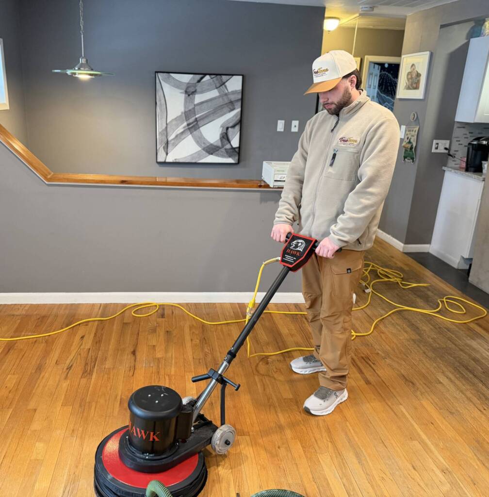 Owner of true tone screening hardwood floors for screen and recoat hardwood floors service